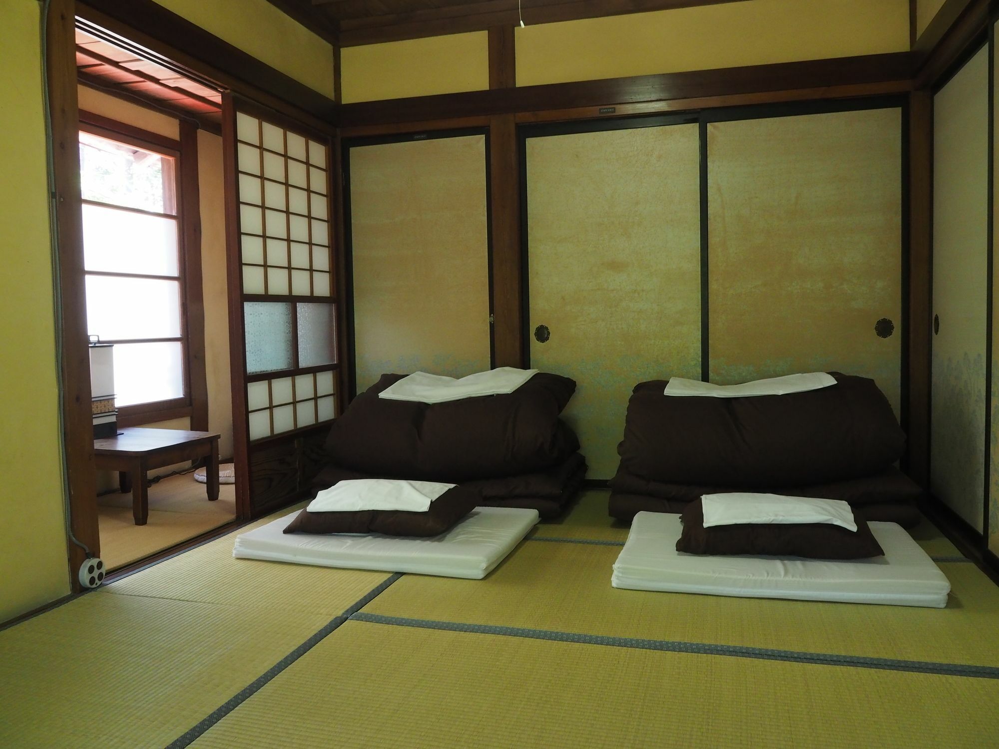 Koya Backpackers Hotel Karuizawa Exterior photo